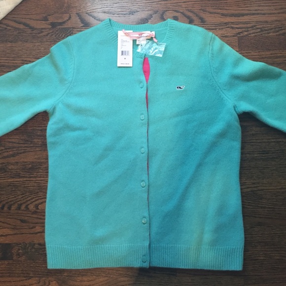 VINEYARD VINES BUTTON UP SWEATER!!!