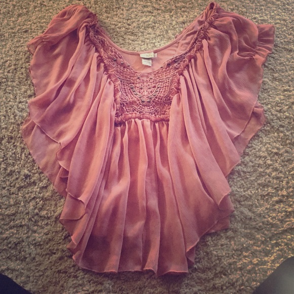 Day trip pink top from Buckle