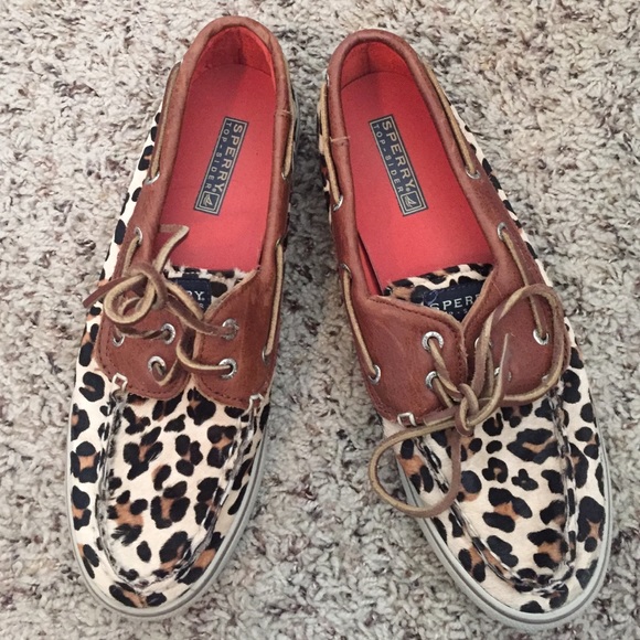 Sperrys leapord shoes