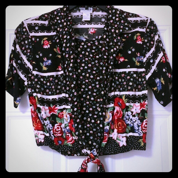 2 layers shirt..... - Picture 1 of 4