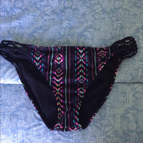 Tribal patterned billabong bikini bottoms