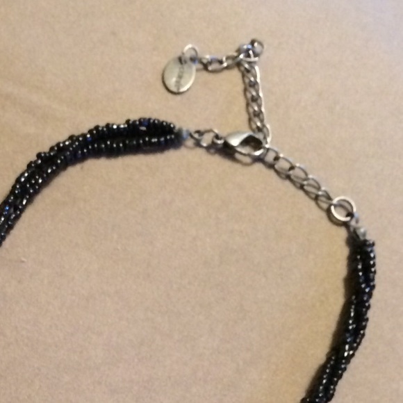 Beautiful Black Necklace. MUST BUNDLE - Picture 4 of 4