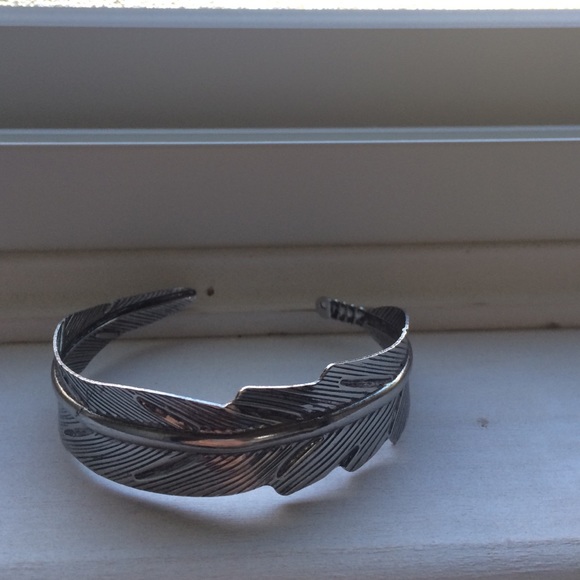 Leaf adjustable silver bracelet - Picture 1 of 2