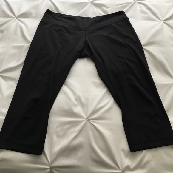 Size 12 Lululemon Cropped Black