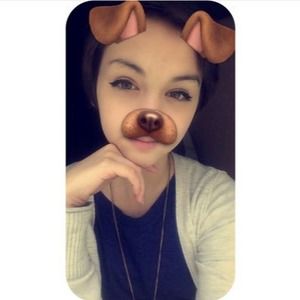 Meet your Posher, Zoe