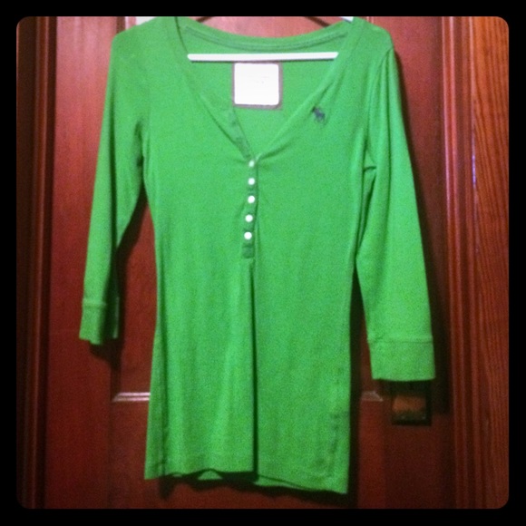 Abercrombie and Fitch 3/4 sleeve top