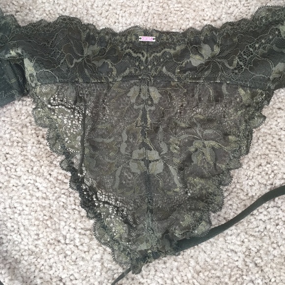 NWOT Lace bra by PINK - Picture 3 of 4