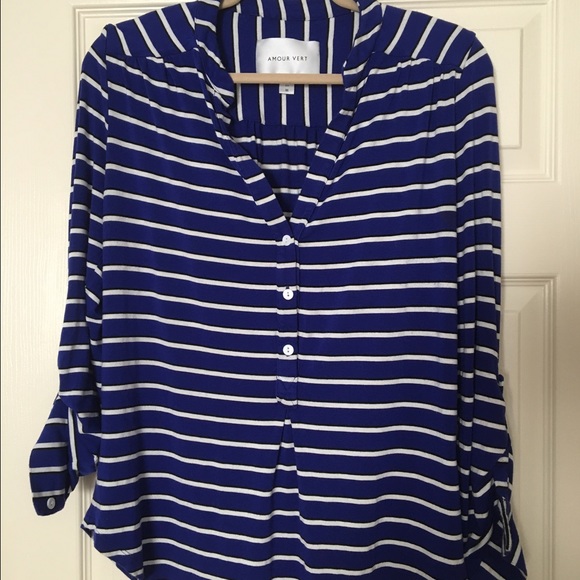Blue and white medium Amour Vert shirt