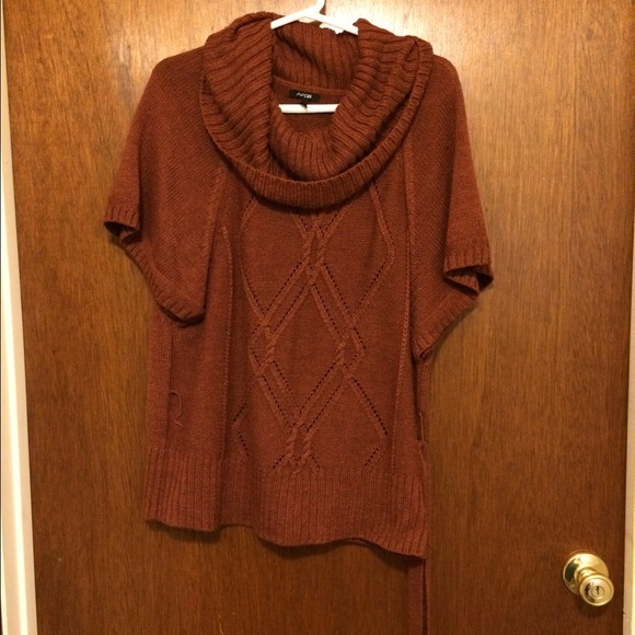 Rust Short Sleeve Sweater with removable belt