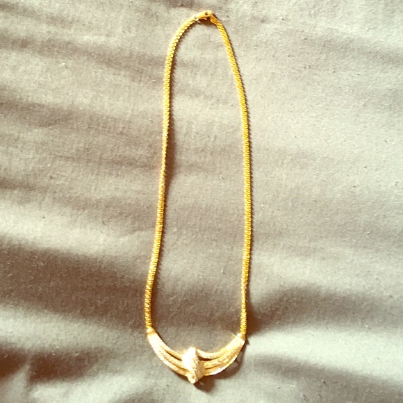 Fashion statement necklace