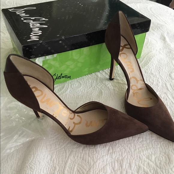 dark brown suede pumps