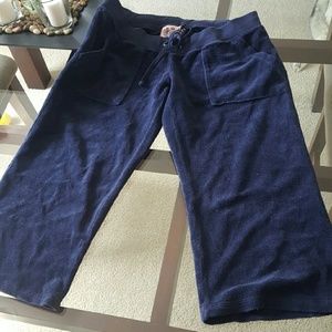 Juicy Couture Navy Blue Velour Capris Size Small