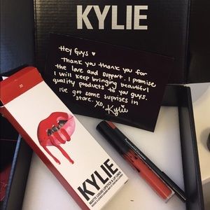 Kylie Jenner lip kit