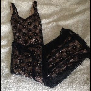 Lace overlay maxi dress