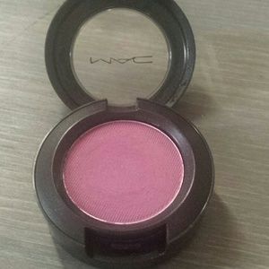 MAC Stomp velvet eyeshadow