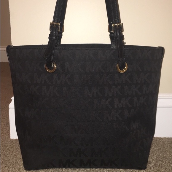 Black Michael Kors purse
