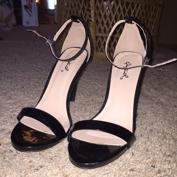 Women's Qupid heels
