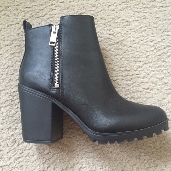 Black heeled booties