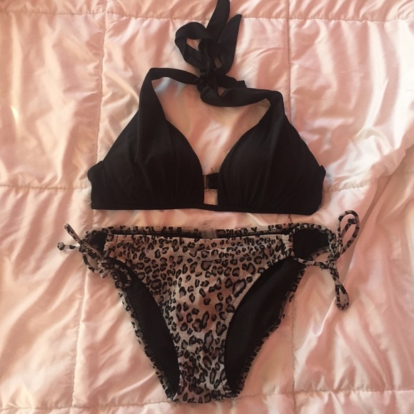 Victoria's Secret bikini set