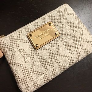 Michael Kors wristlet
