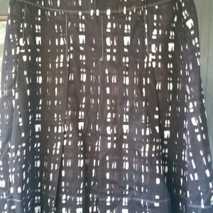 New York & Company Flare Pleated  Skirt NWT Sz6