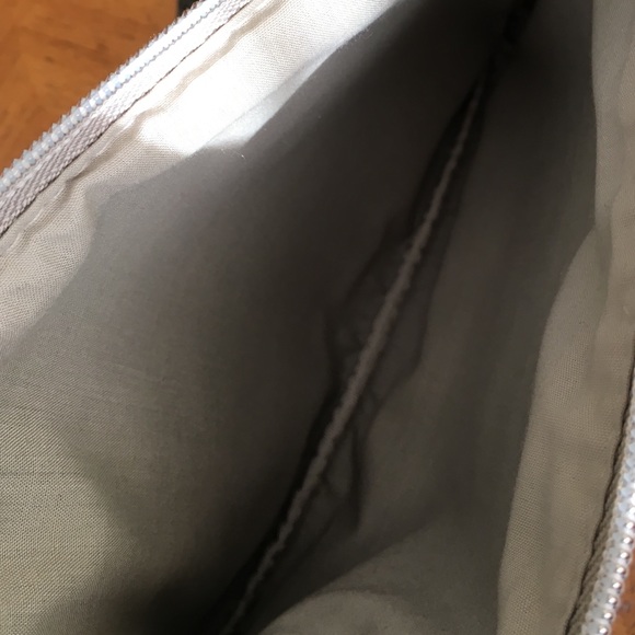 Laura Mercier Make Up Bags. Pink (1) and Silver(2) - Picture 3 of 4