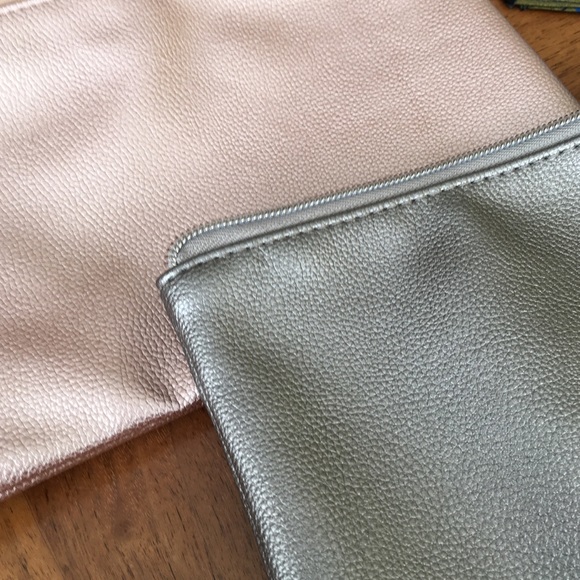 Laura Mercier Make Up Bags. Pink (1) and Silver(2) - Picture 4 of 4