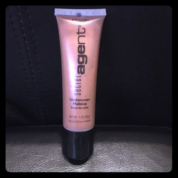 Undercover makeup foundation