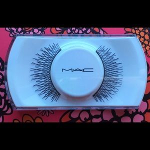 New MAC false eyelashes - She's Bad
