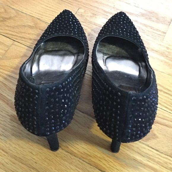 Black suede heels - Picture 2 of 4