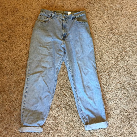 Levi's Mom Jeans ✨