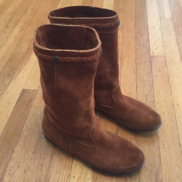 calf length suede boots