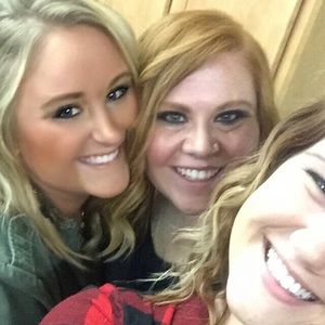 Meet your Posher, Kylee