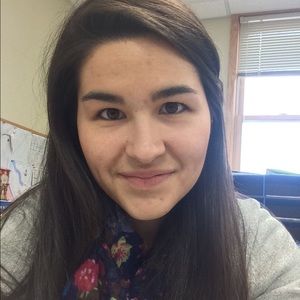 Meet your Posher, Elizabeth