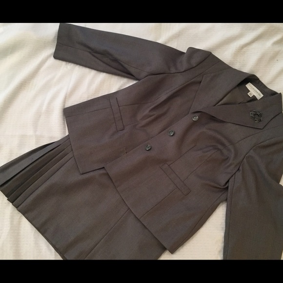 Woman's grey suit combo.