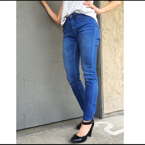 BDG High-Rise High Waist Skinny Blue Jeans Sz 27