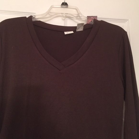 BRAND NEW! Brown Lee Top - Picture 2 of 4