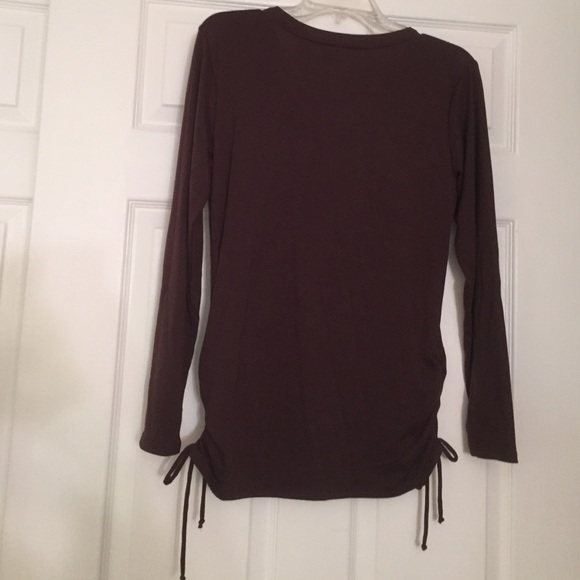 BRAND NEW! Brown Lee Top - Picture 3 of 4