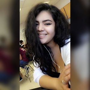 Meet your Posher, Phoenix