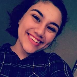 Meet your Posher, Caitlin