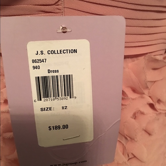 Dress - Picture 3 of 3