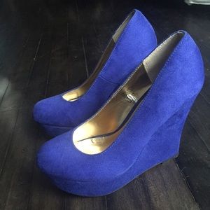 Closed Toe Platform Wedge