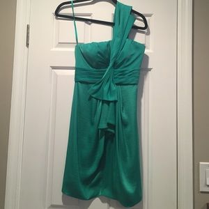 One shoulder emerald green cocktail dress