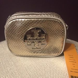 NWT Tory Burch Makeup Bag.