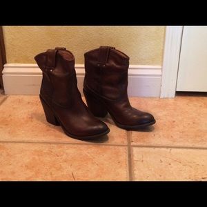 Women's dark brown leather booties