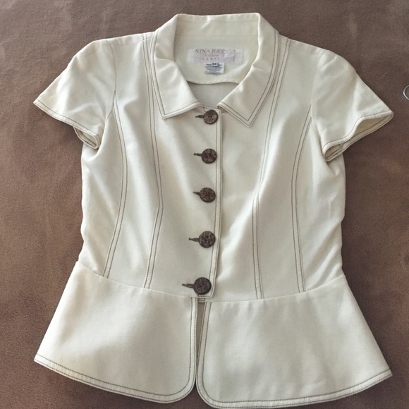 Nina Ricci beautiful cut set