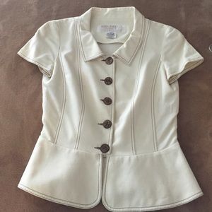 Nina Ricci beautiful cut set