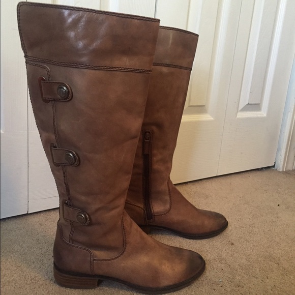 Riding boots