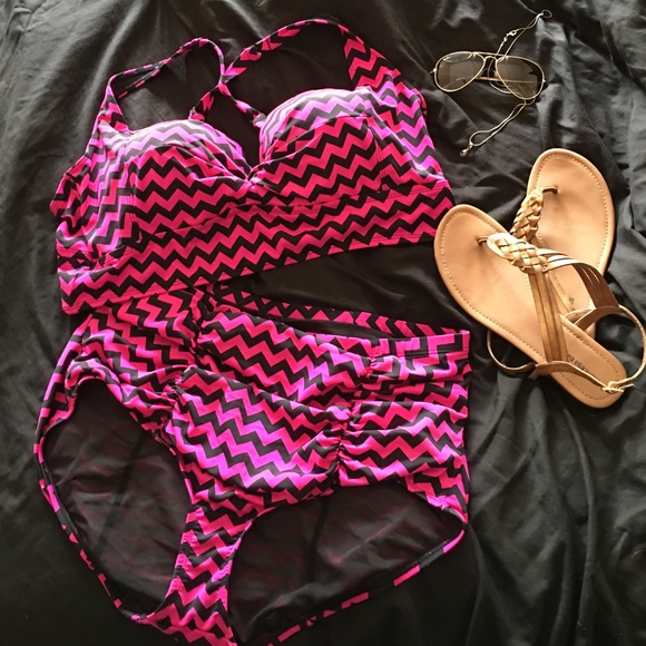 Chevron striped plus sized bathing suit