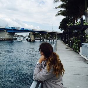 Meet your Posher, Kayla